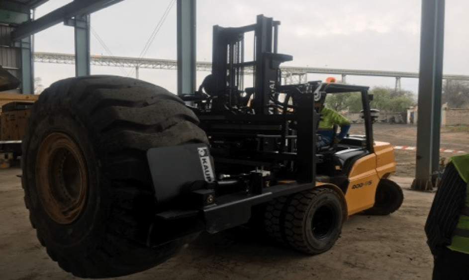 forklift tyre handling